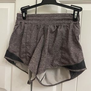 Grey Lululemon Hot Hot Shorts 4"